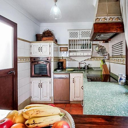 2 Bedroom Cozy Home In グラサレマ エクステリア 写真