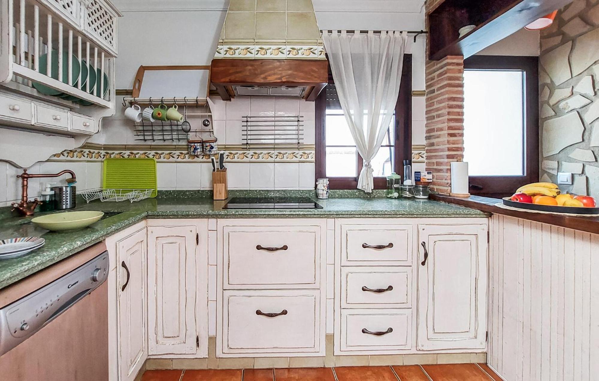 2 Bedroom Cozy Home In グラサレマ エクステリア 写真