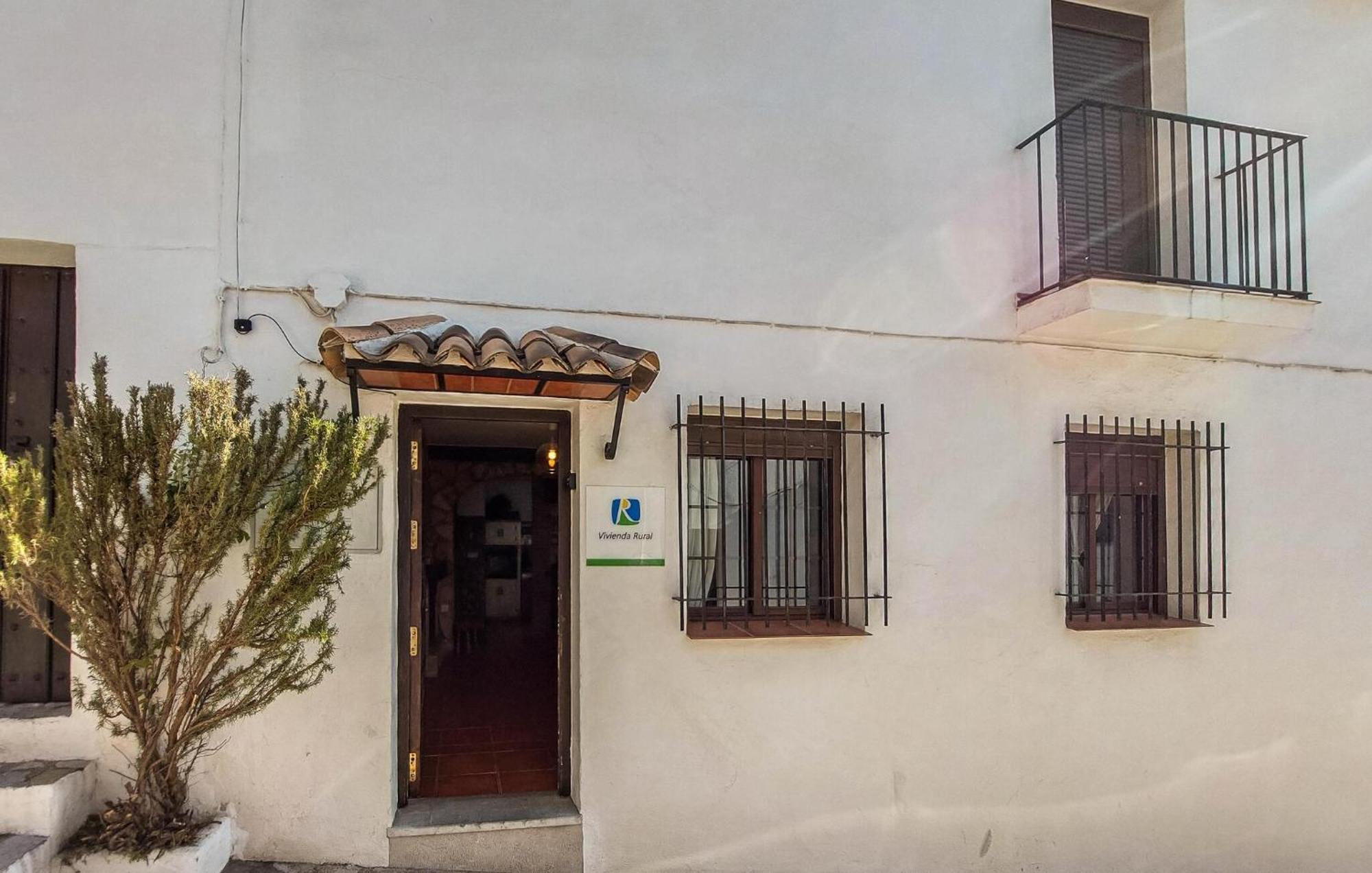 2 Bedroom Cozy Home In グラサレマ エクステリア 写真